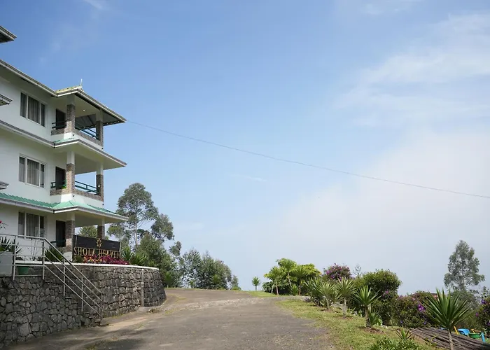 Shola Heaven Resort